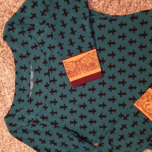 Nicole Miller Top - Picture 2 of 11